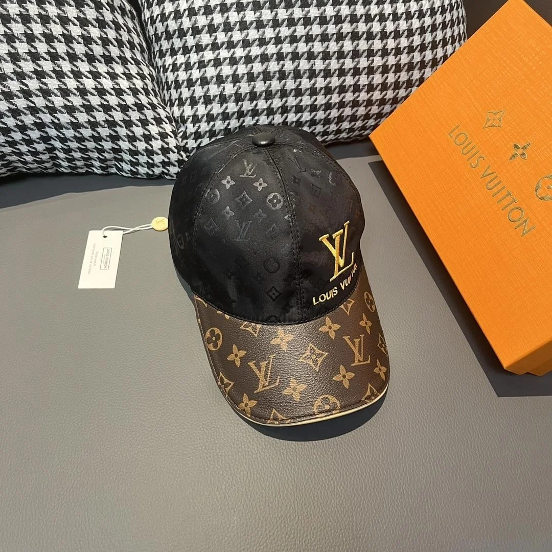 루이비통 LV 로고 자수 블랙 베이스볼 캡