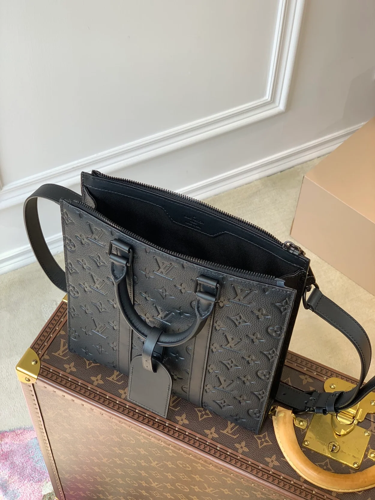 루이비통 모노그램 토뤼옹 삭 플라 크로스 백 M59960