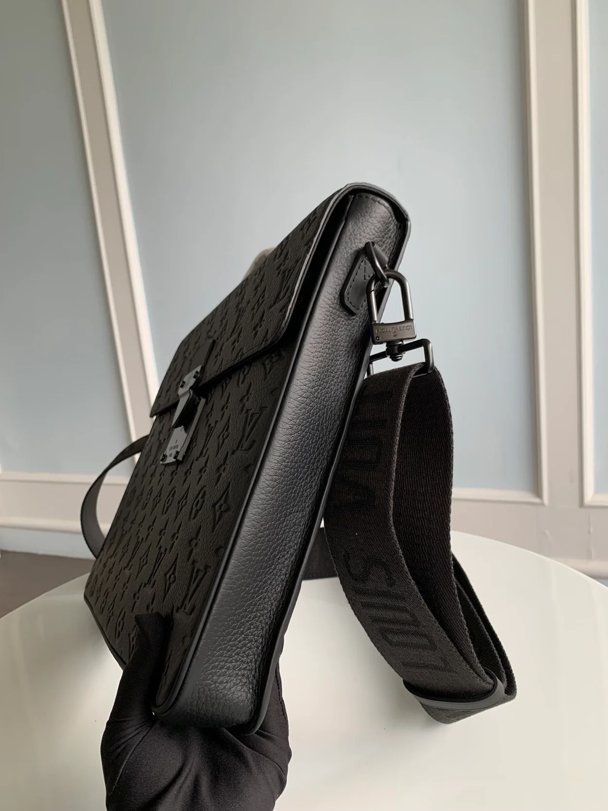 루이비통 S 락 브리프 케이스 M20835