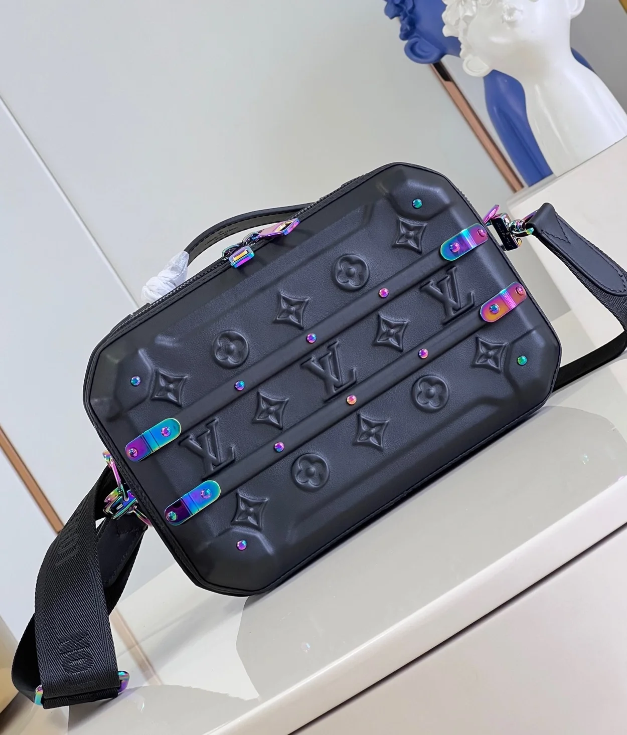 루이비통 퓨처 트렁크 M21935