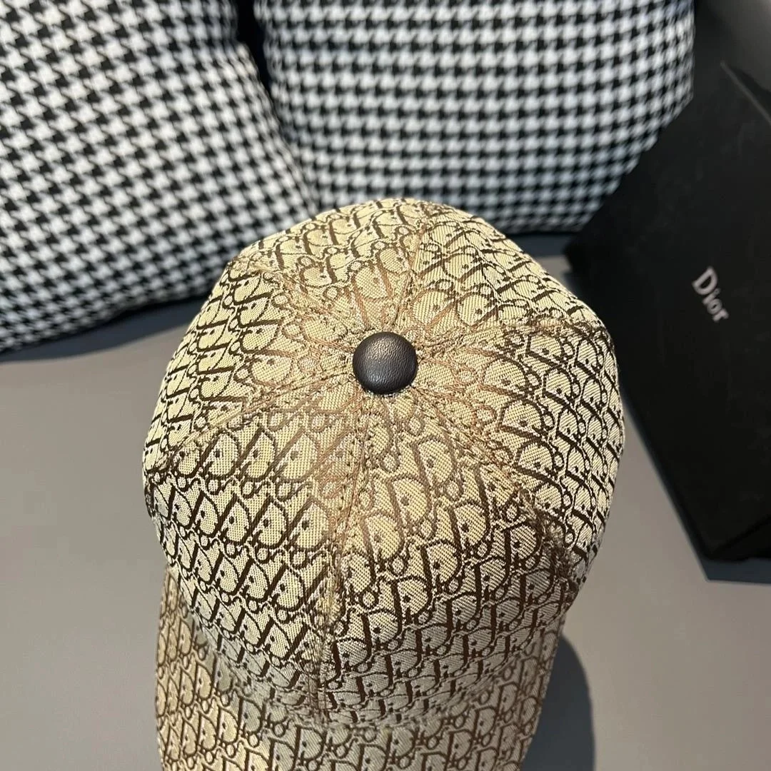 디올 모노그램 베이지 베이스볼 캡
