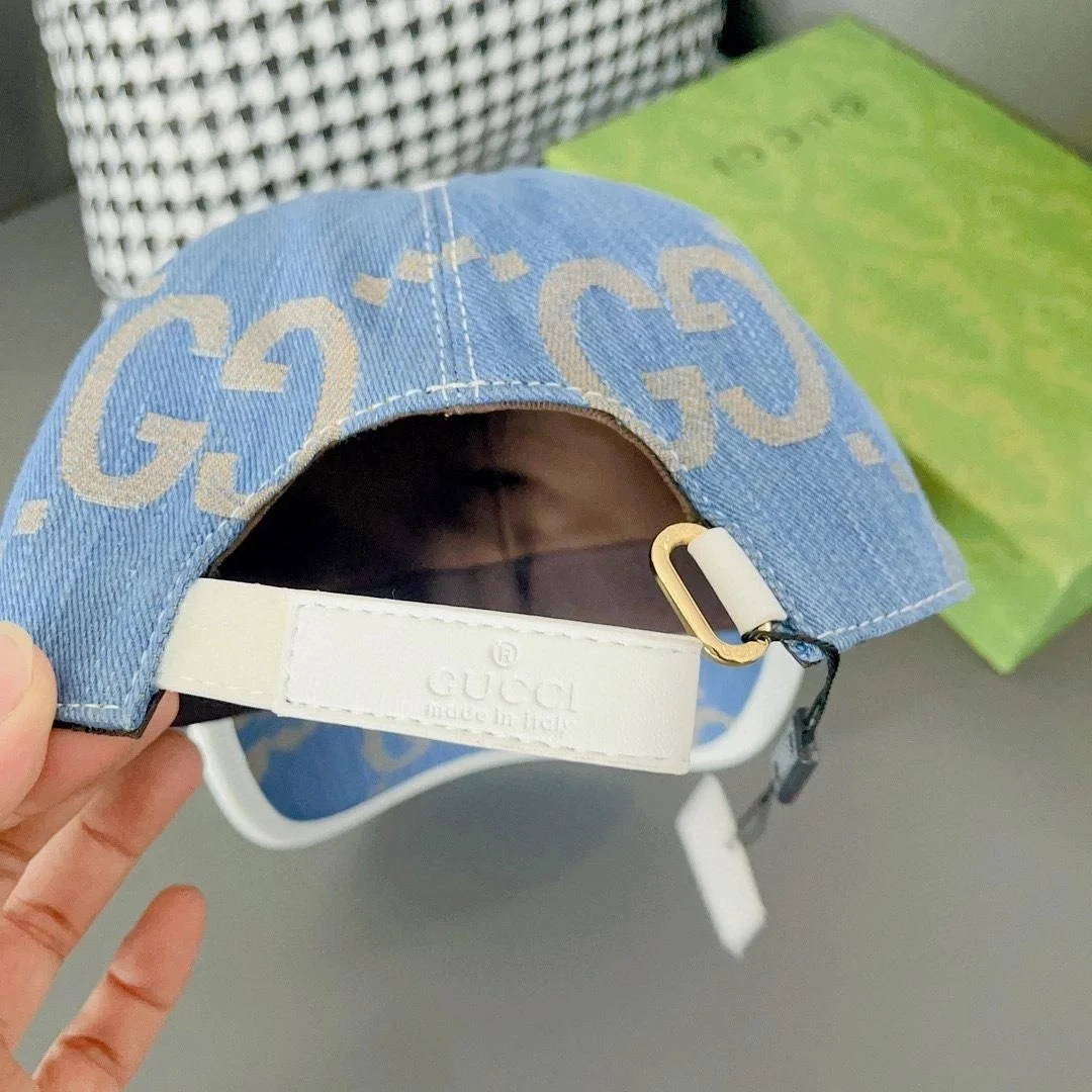 구찌 GG 라이트 블루 데님 베이스볼 캡