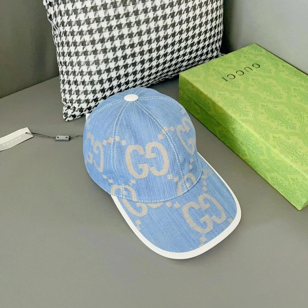 구찌 GG 라이트 블루 데님 베이스볼 캡