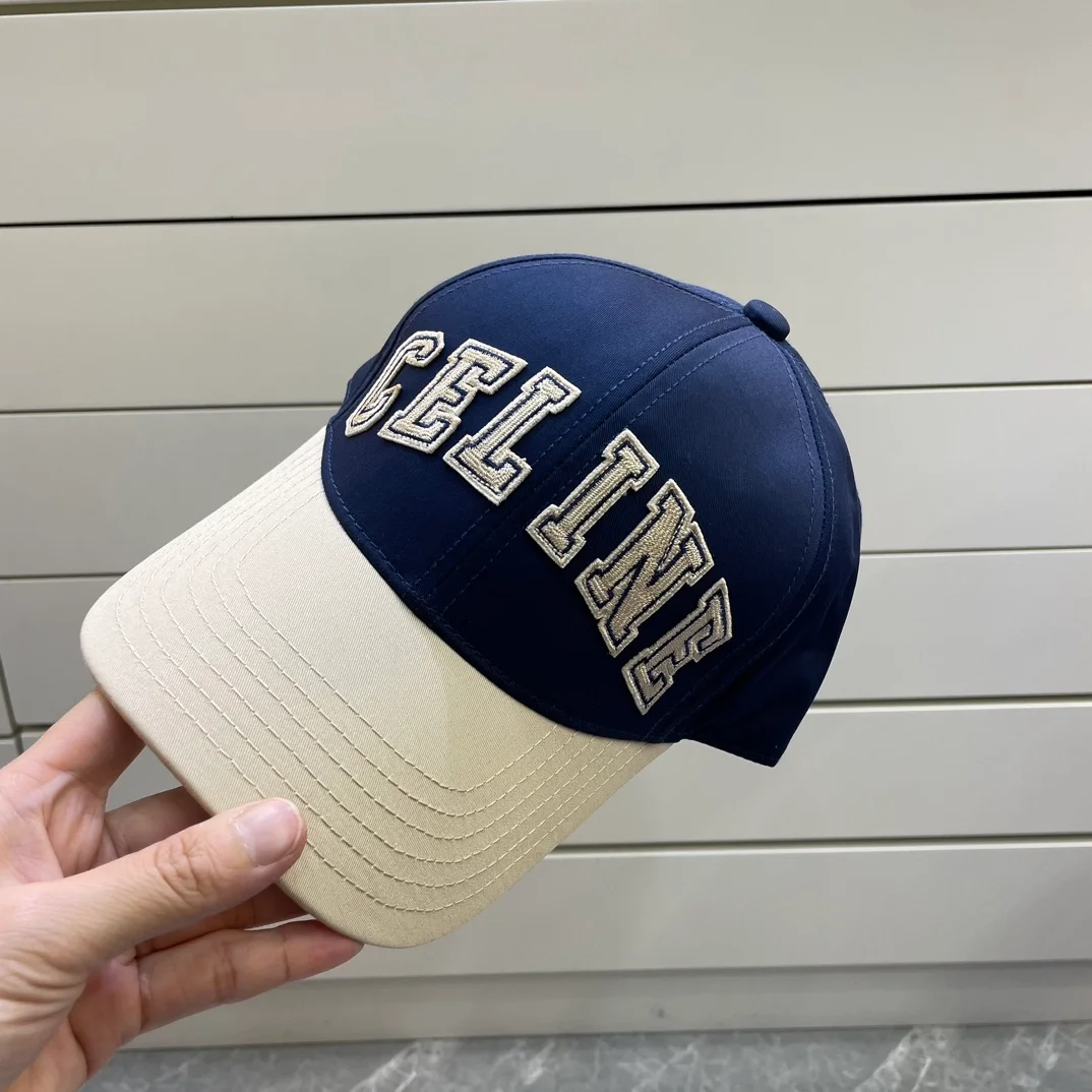 셀린느 아플리케 베이스볼 볼캡
