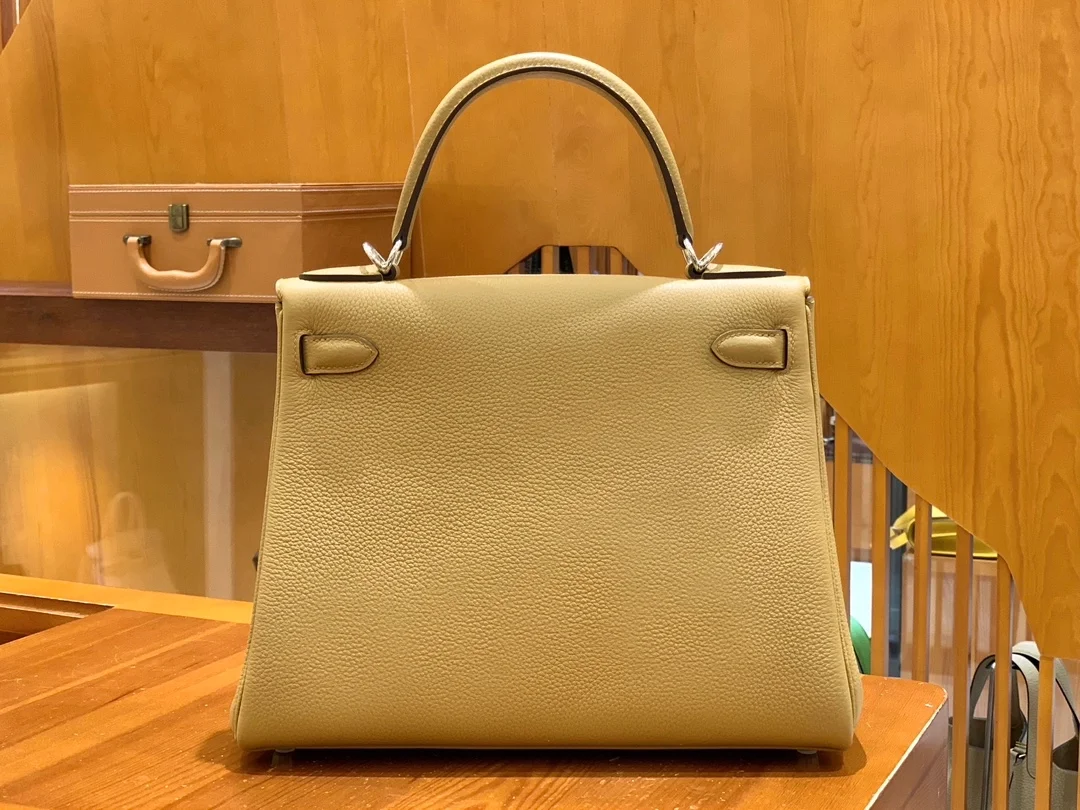 에르메스 켈리 28 르투르네 비스킷 실버 하드웨어 (100% HAND MADE)