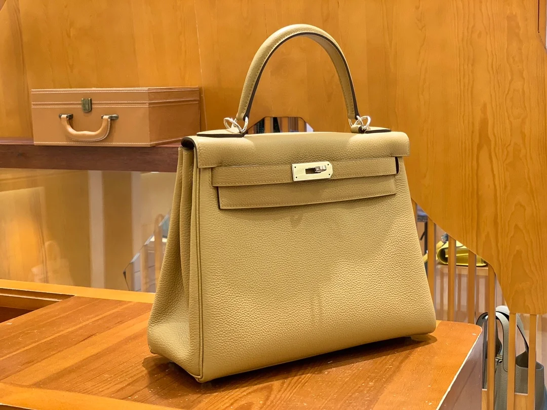 에르메스 켈리 28 르투르네 비스킷 실버 하드웨어 (100% HAND MADE)