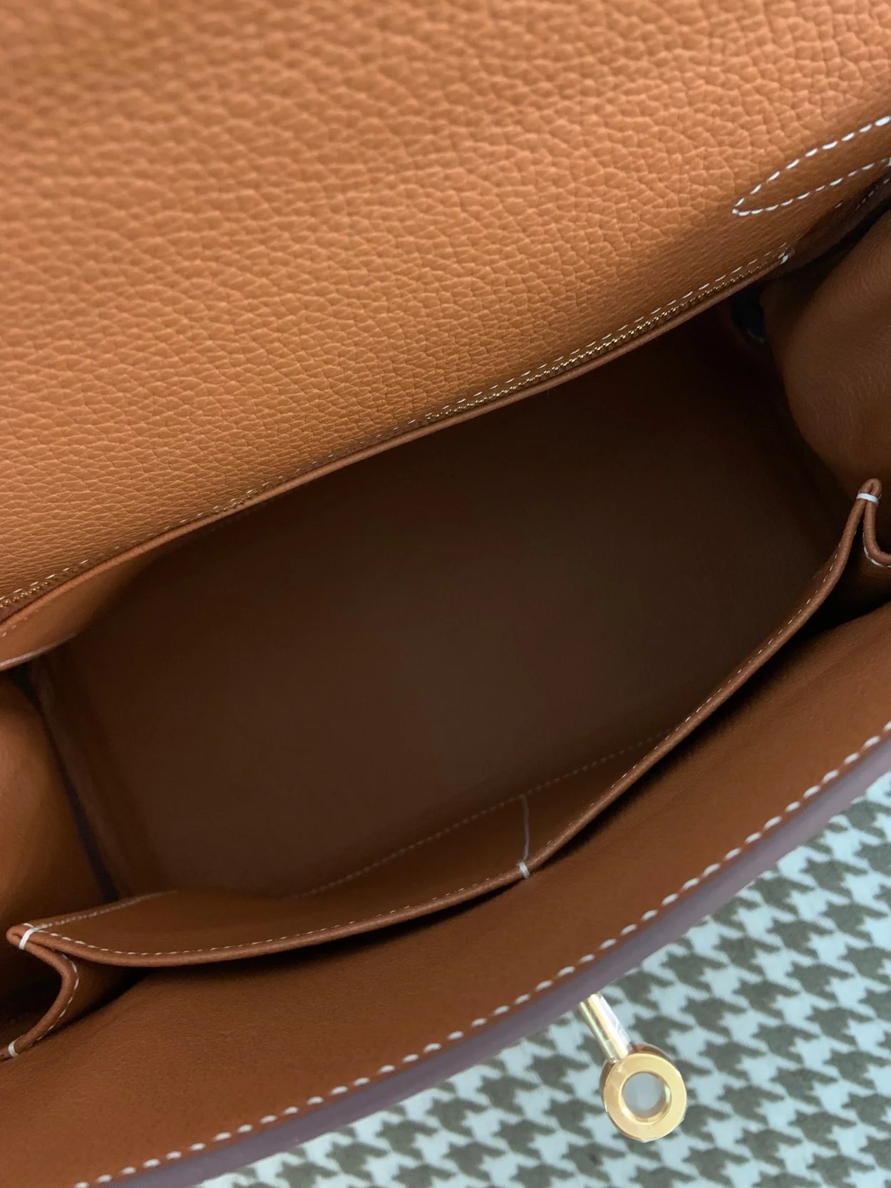 에르메스 켈리 28 르투르네 골드 브라운 골드 하드웨어 (100% HAND MADE)