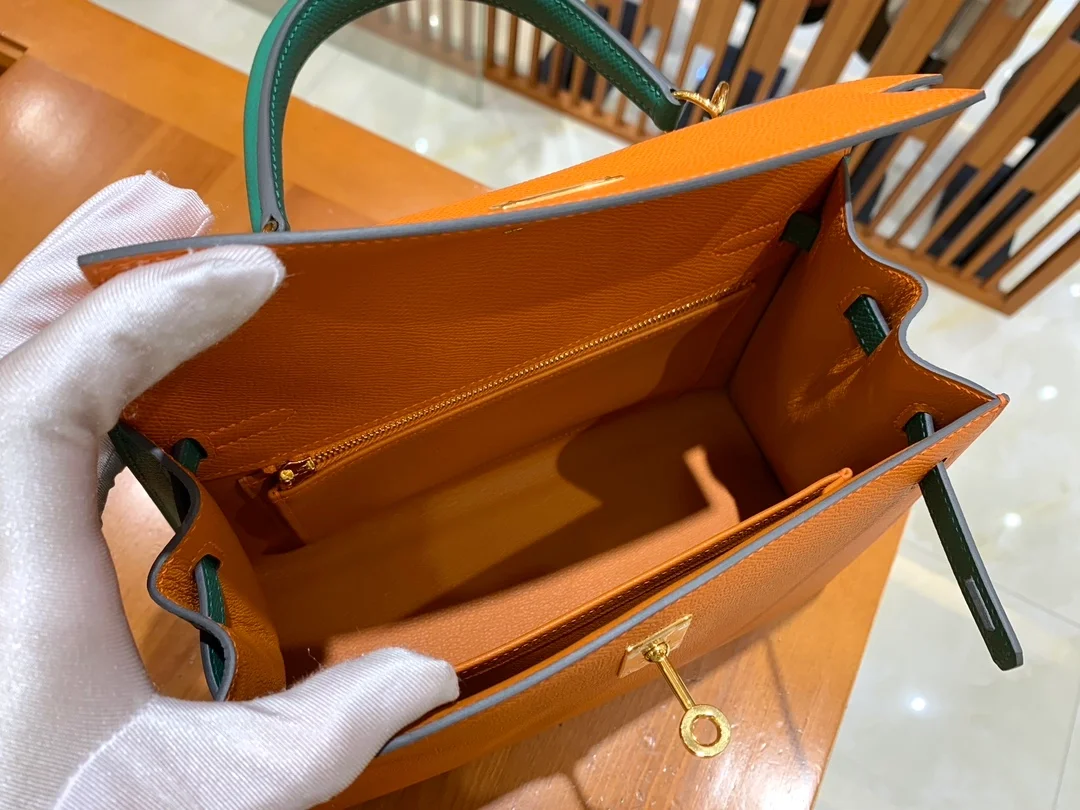 에르메스 켈리 25 셀리에 클래식 오렌지 & 말라 카이트 그린 골드 하드웨어 (100% HAND MADE)
