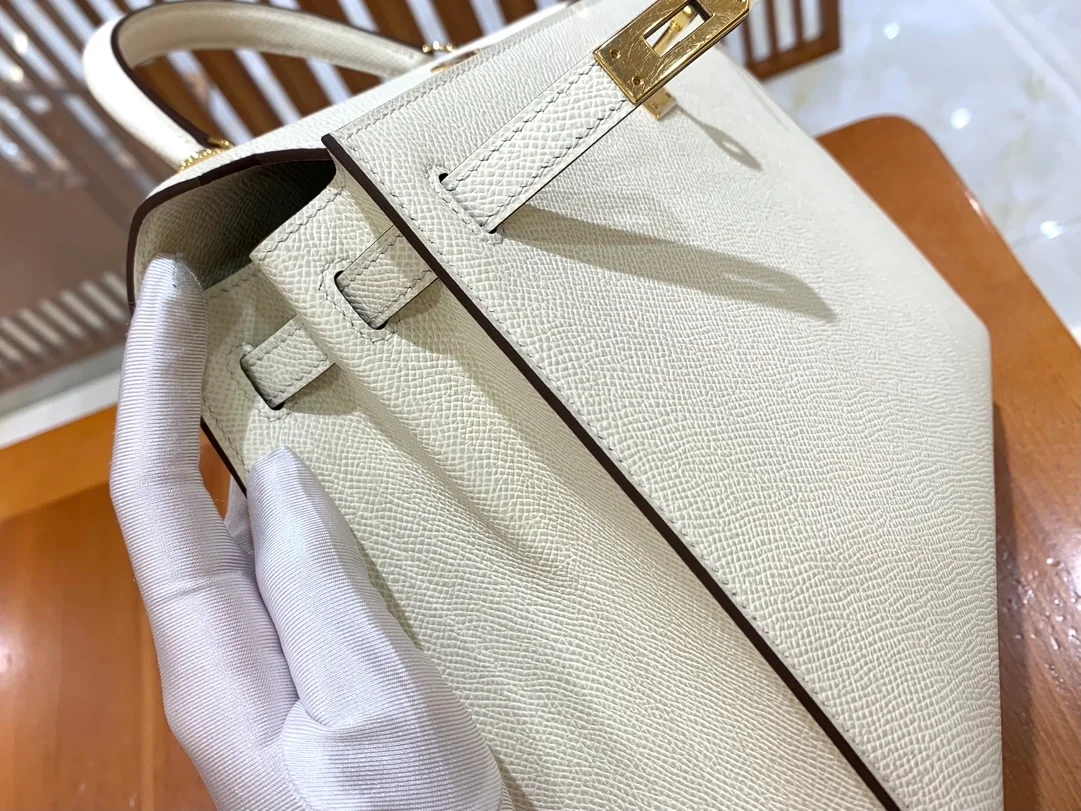 에르메스 켈리 25 셀리에 크림 화이트 골드 하드웨어 (100% HAND MADE)