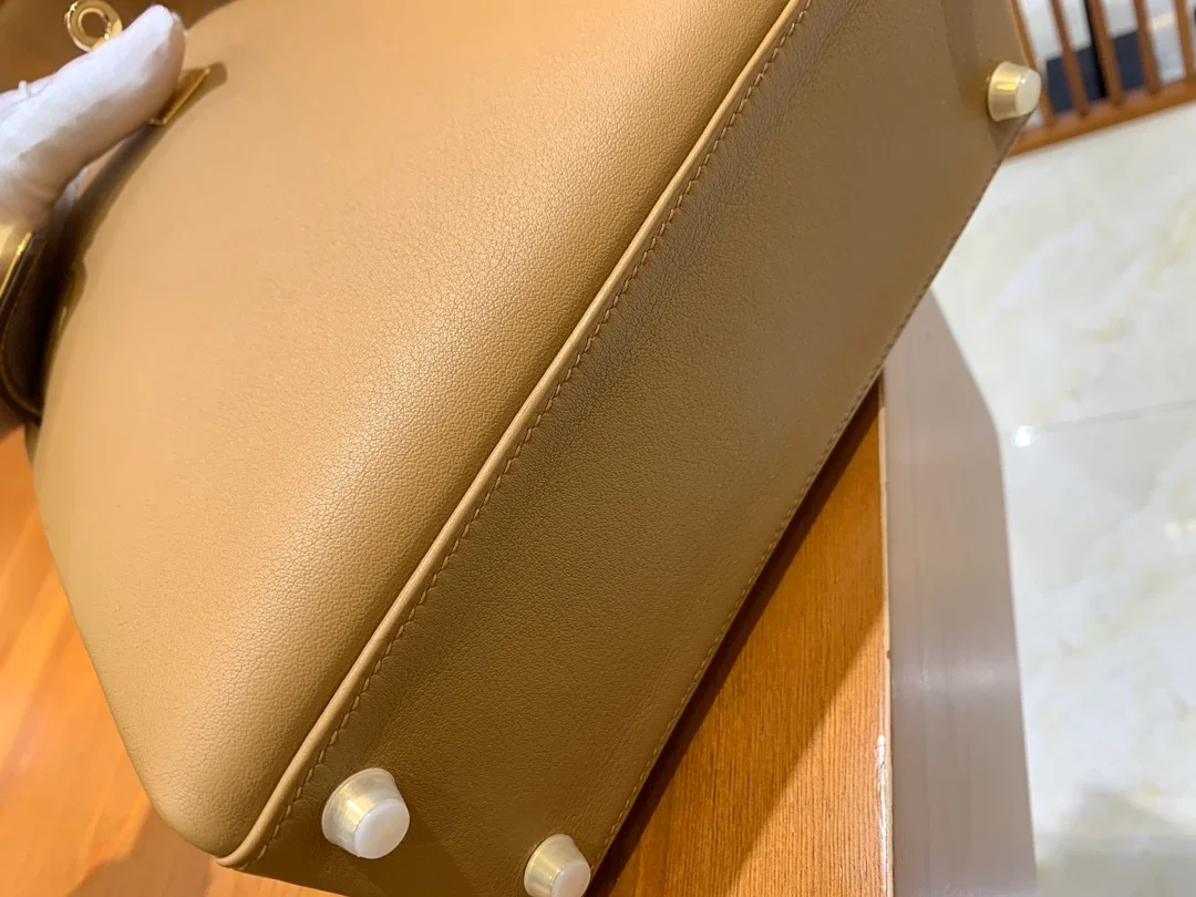 에르메스 켈리 25 르투르네 스위프트 비스킷 골드 하드웨어 (100% HAND MADE)
