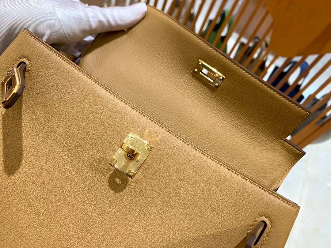 에르메스 켈리 25 르투르네 스위프트 비스킷 골드 하드웨어 (100% HAND MADE)