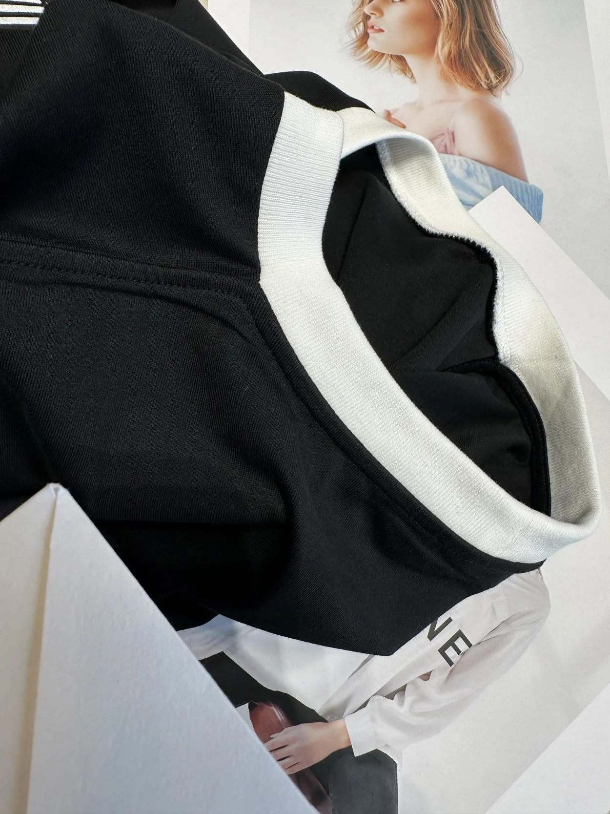 셀린느 로고 프린지 코튼 티셔츠