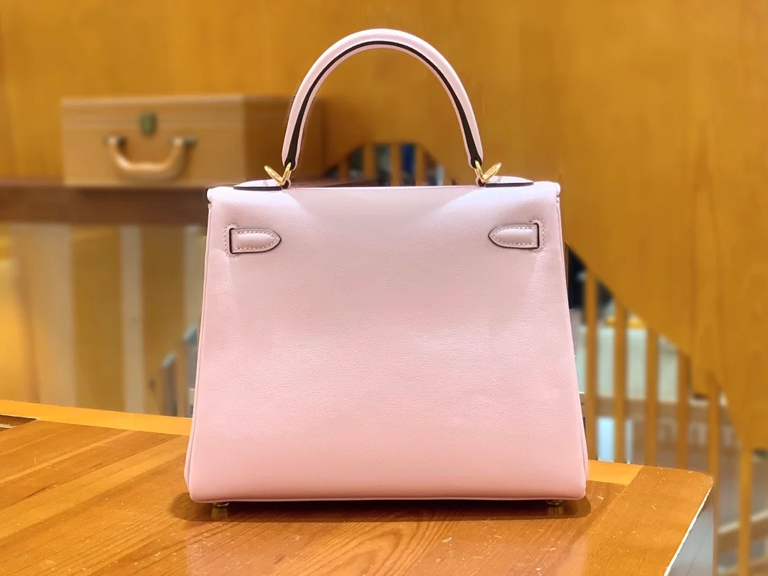 에르메스 켈리 25 르투르네 스위프트 사쿠라 핑크 골드 하드웨어 (100% HAND MADE)