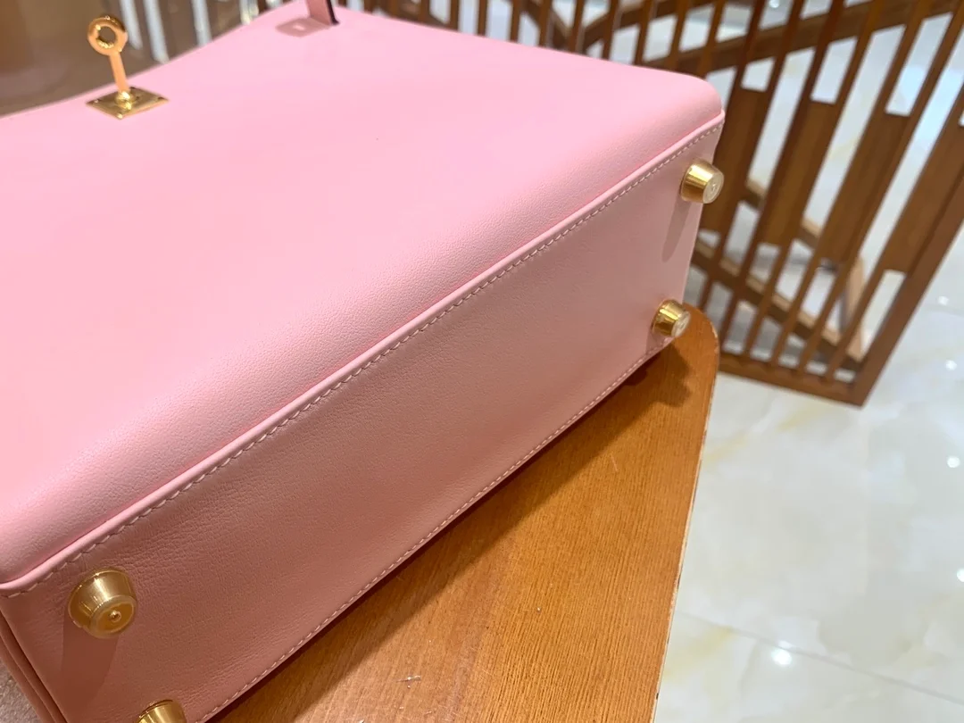 에르메스 켈리 25 르투르네 스위프트 사쿠라 핑크 골드 하드웨어 (100% HAND MADE)