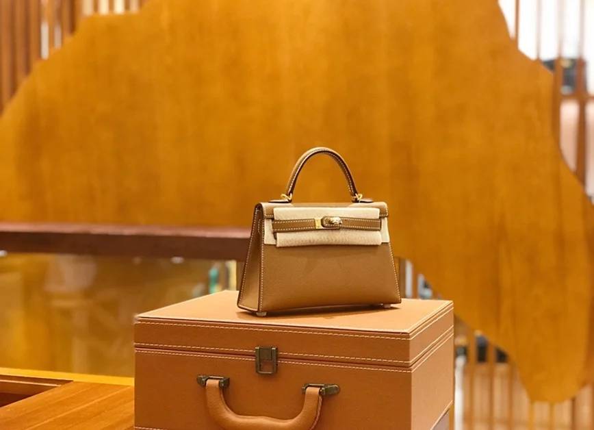 에르메스 미니 켈리 2세대 셀리에 골드 브라운 골드 하드웨어 (100% HAND MADE)